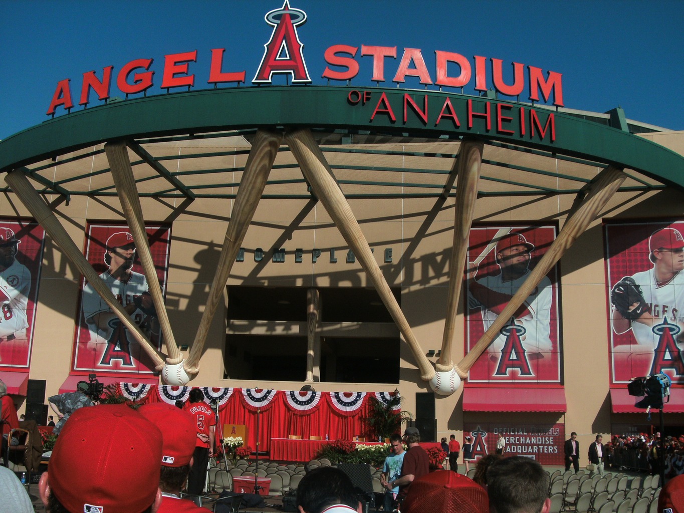 Team Cap History: Los Angeles/California/Anaheim/Los Angeles Angels of  Anaheim