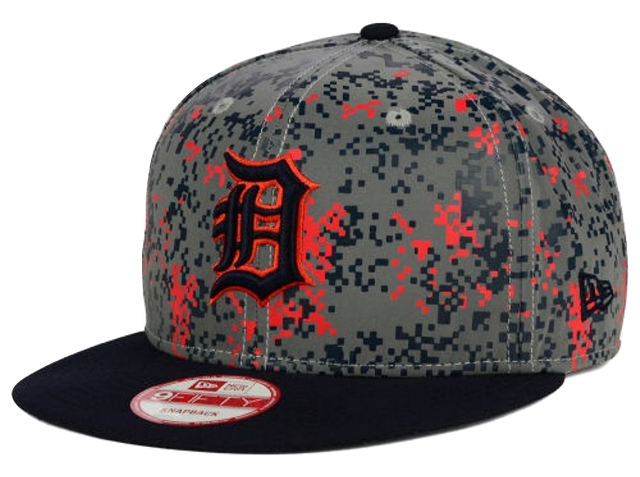 Detroit Tigers New Era MLB DC Team Reflective 9FIFTY Snapback Cap.