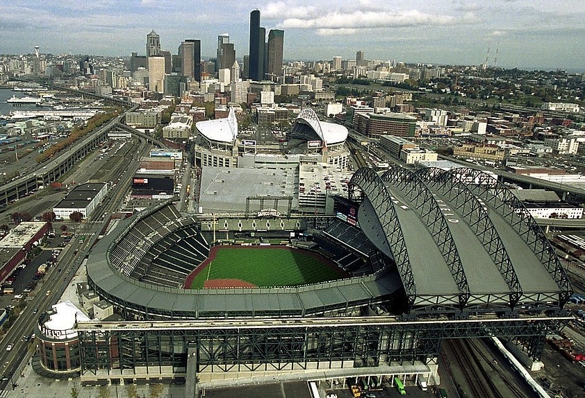 Minute Maid Park, MLB's Second Retractable-Roof-Ballpark